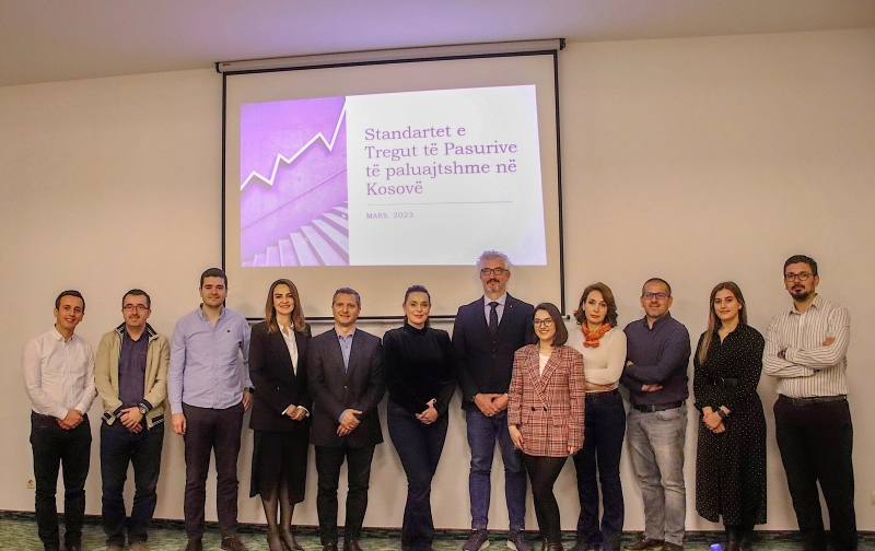 Shoqata e Bankave të Kosovës mban takim diskutues në lidhje me hulumtimin mbi përpilimin e standardeve të tregut të pasurive të paluajtshme